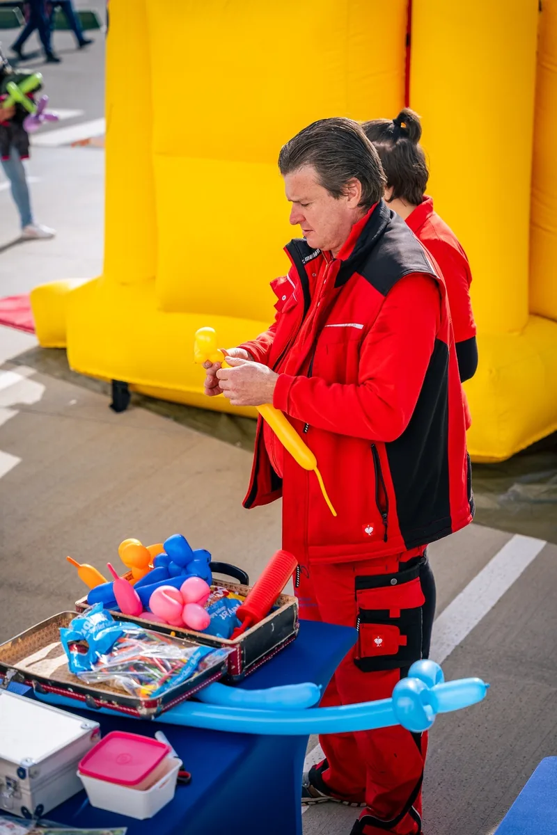 Ballon modellieren mieten
